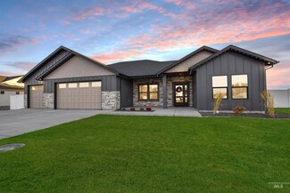 551 Clear Springs St, Burley, ID 83318