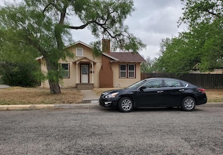 1420 W Avenue D, San Angelo, TX 76901