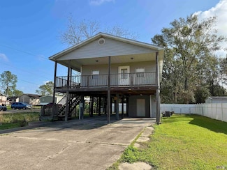 1201 Theresa St, Franklin, LA 70538