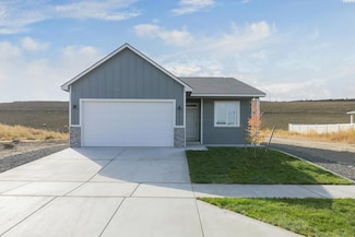 3677 Nuthatch St, Richland, WA 99352