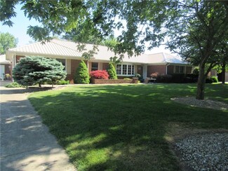 1114 Leininger Dr, Tipton, IN 46072