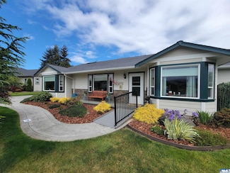 120 Royal Loop, Sequim, WA 98382