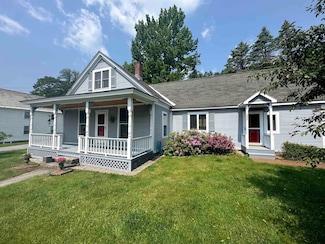 109 High St, Cavendish, VT 05142