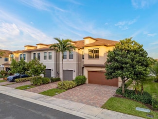 2366 Byron St, Palm Springs, FL 33406