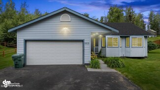 8915 E Central Pkwy, Palmer, AK 99645