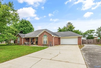 20729 Colonial Dr, Athens, AL 35614