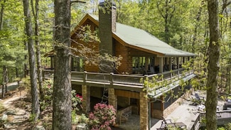 852 Black Bear Den Rd, Clayton, GA 30525