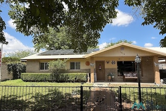 1014 S Platinum Ave, Deming, NM 88030