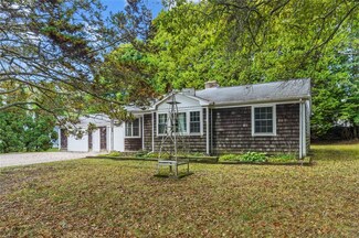 1 Tarleton Rd, Wakefield, RI 02879
