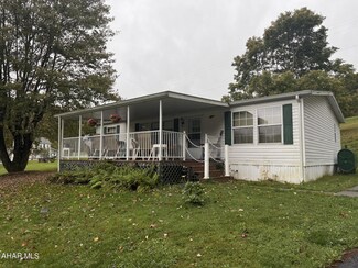 183 James St, Northern Cambria, PA 15714
