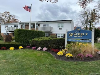 260 Waverly Ave Unit 15, Patchogue, NY 11772