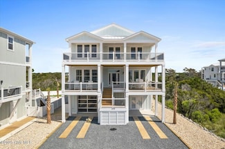 409 E 4th St, Ocean Isle Beach, NC 28469