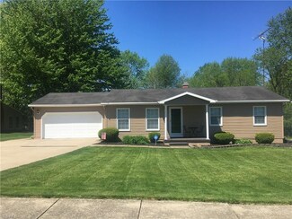 1417 Pepperwood Dr, Niles, OH 44446