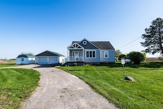 410 E Nicol Rd, Sandusky, MI 48471