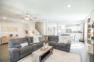 618 Tulip Cir, Gallatin, TN 37066