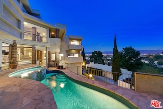3917 Murietta Ave, Sherman Oaks, CA 91423