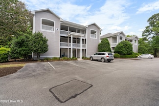 3030 Marsh Winds Cir Unit 405, Southport, NC 28461