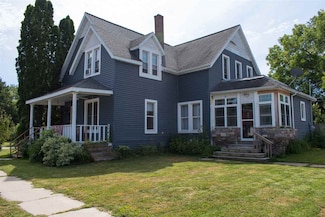 202 Wisconsin St, Mauston, WI 53948