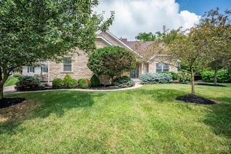 135 S Pond Ct, Springboro, OH 45066