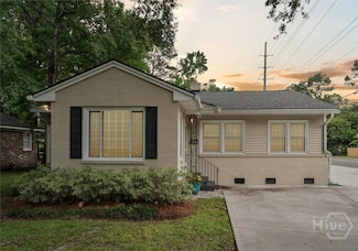 330 E 64th St, Savannah, GA 31405