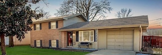 2909 Eastbrooke Dr, Evansville, IN 47711