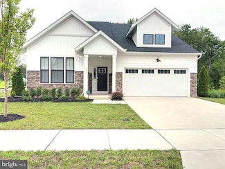 521 Davis Falls Dr, Newark, DE 19702
