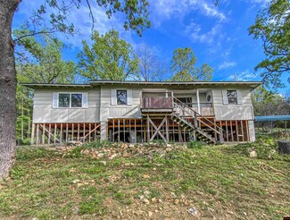 212 Water Tower Rd, Summit, AR 72677