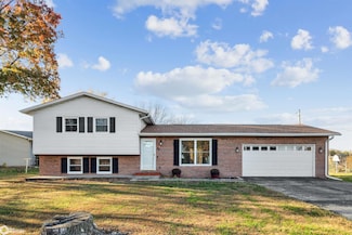 2741 255th Ave, Montrose, IA 52639