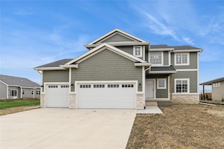 2459 SE 5th St, West Des Moines, IA 50265