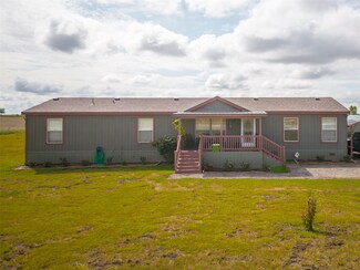 809 Lathem Blvd, Venus, TX 76084