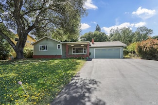 1400 High School Rd, Sebastopol, CA 95472
