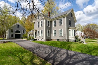 50 W Main St, Yarmouth, ME 04096