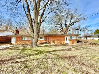 5833 Lenbeck Rd, Newburgh, IN 47630
