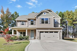 715 Claremont Ct, Vass, NC 28394