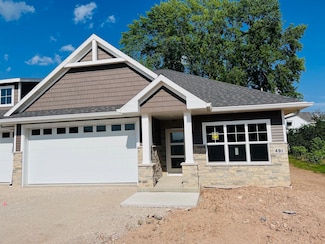 491 Papermill Cir, Kimberly, WI 54136