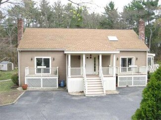 3 Waterside Ln Unit A, Gloucester, MA 01930