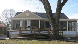 354 S Central Ave, Wood River, IL 62095