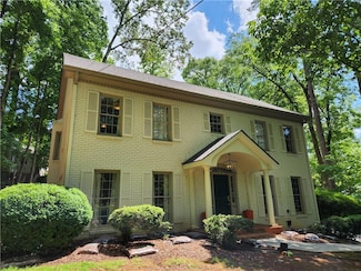 943 Barton Woods Rd NE, Atlanta, GA 30307