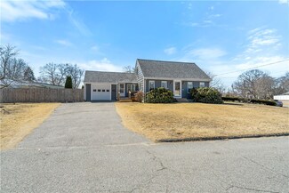 69 Julian Rd, Warwick, RI 02889