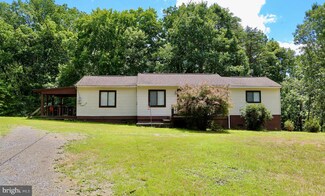 99 Hillcrest Dr, Wardensville, WV 26851