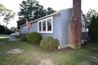 89 West St, Pembroke, MA 02359