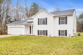 3912 Watertown Dr, Watervliet, MI 49098
