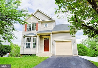 1507 Scott Chase Dr, Frederick, MD 21702