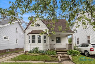 4409 Fairview Dr, Toledo, OH 43612