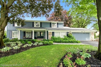 5840 Sutters Ln, Bloomfield Hills, MI 48301