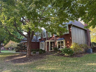 12909 Delmar St, Leawood, KS 66209