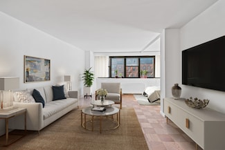 225 E 36th St Unit 5G, New York, NY 10016