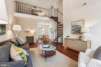 3000 S Columbus St Unit B2, Arlington, VA 22206