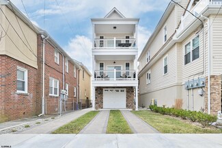 12 N Adams Ave, Margate City, NJ 08402