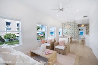 106 Hammon Ave Unit 4, Palm Beach, FL 33480